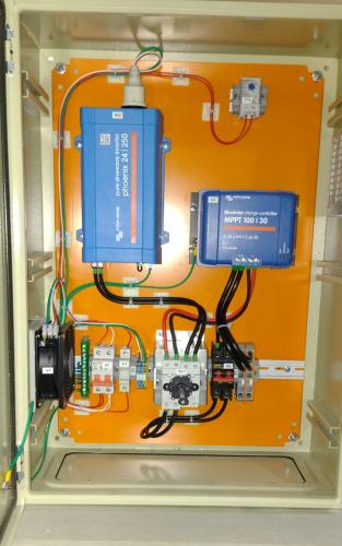 Sistema de telemetria con respaldo solar